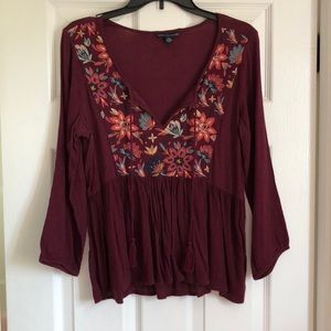 Burgundy 3/4 top with floral embroidering